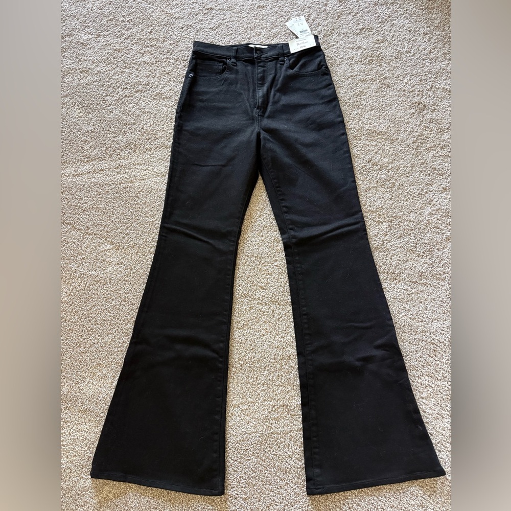 Abercrombie & Fitch Ultra High Rise “The Flare”